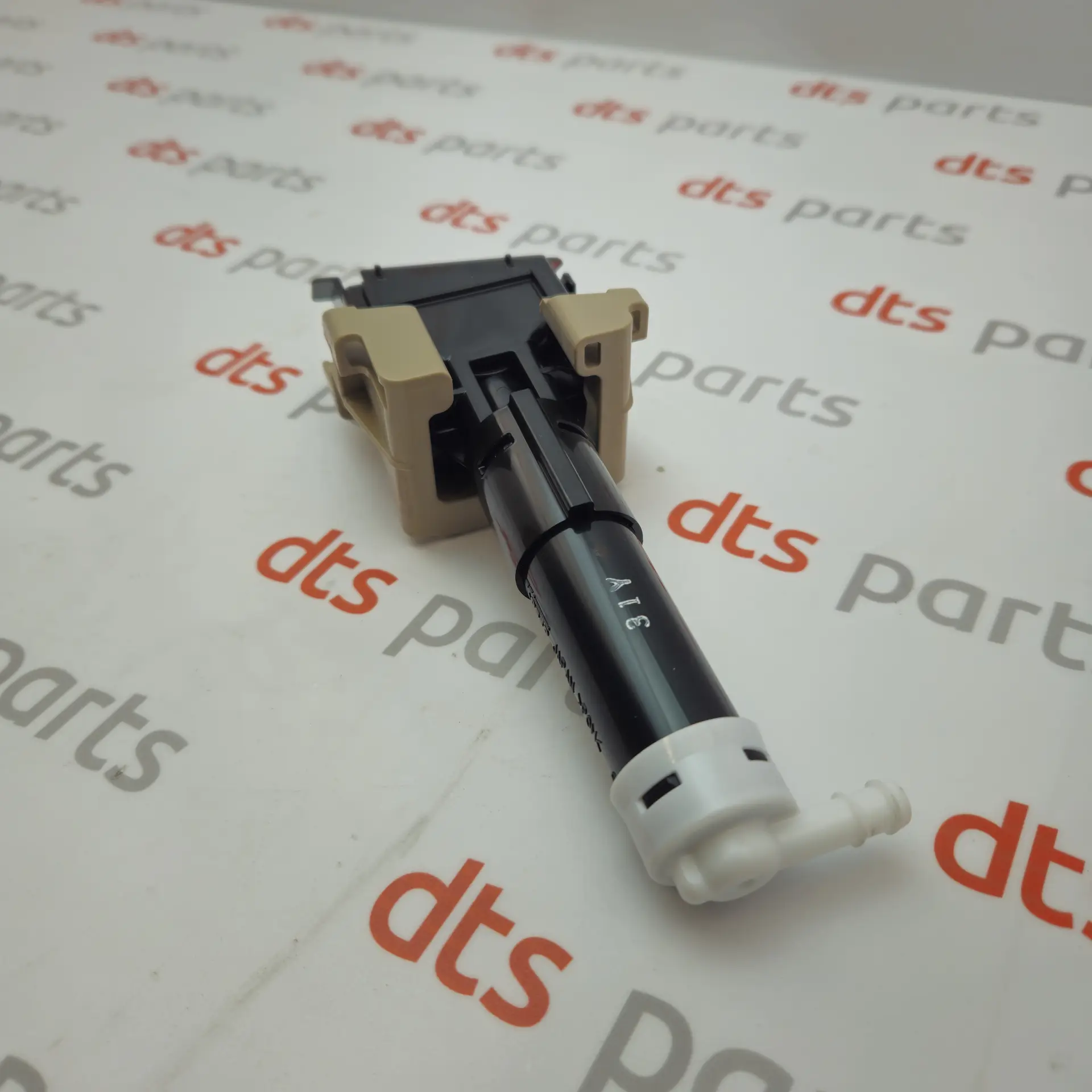 OEM Mazda GDK15182X – Front right headlight washer nozzle