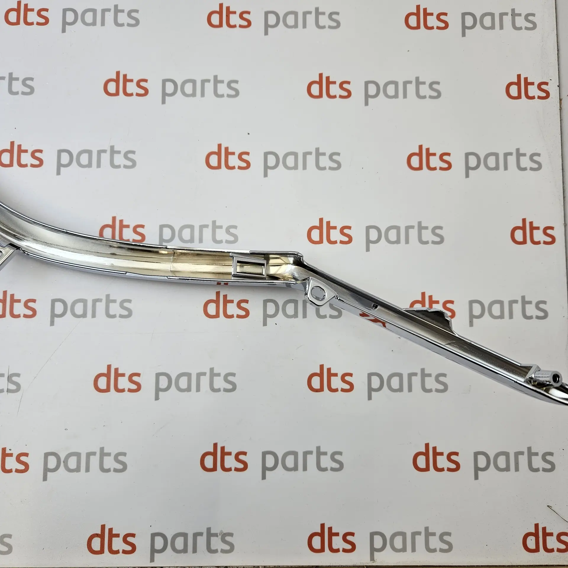 OEM Mazda GHP9507J1C – Front radiator grille chrome molding trim strip left-hand side