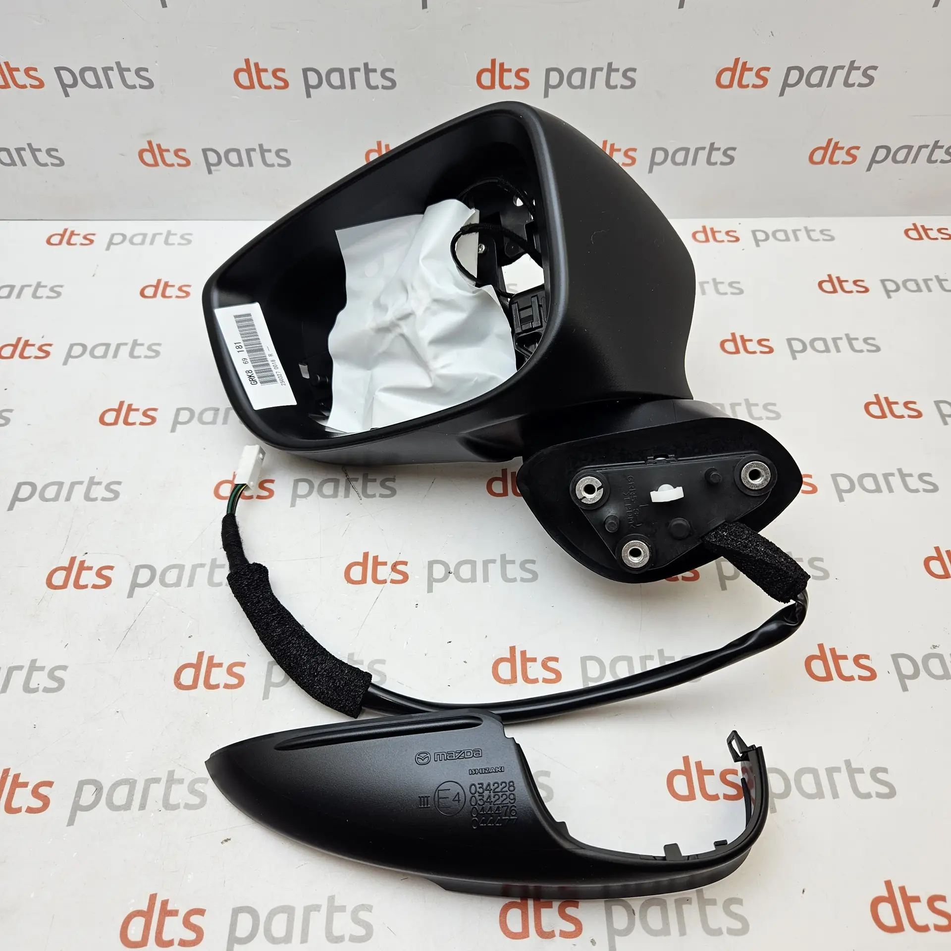 OEM Mazda GRK869181A – Left side (L) exterior wing/door mirror body