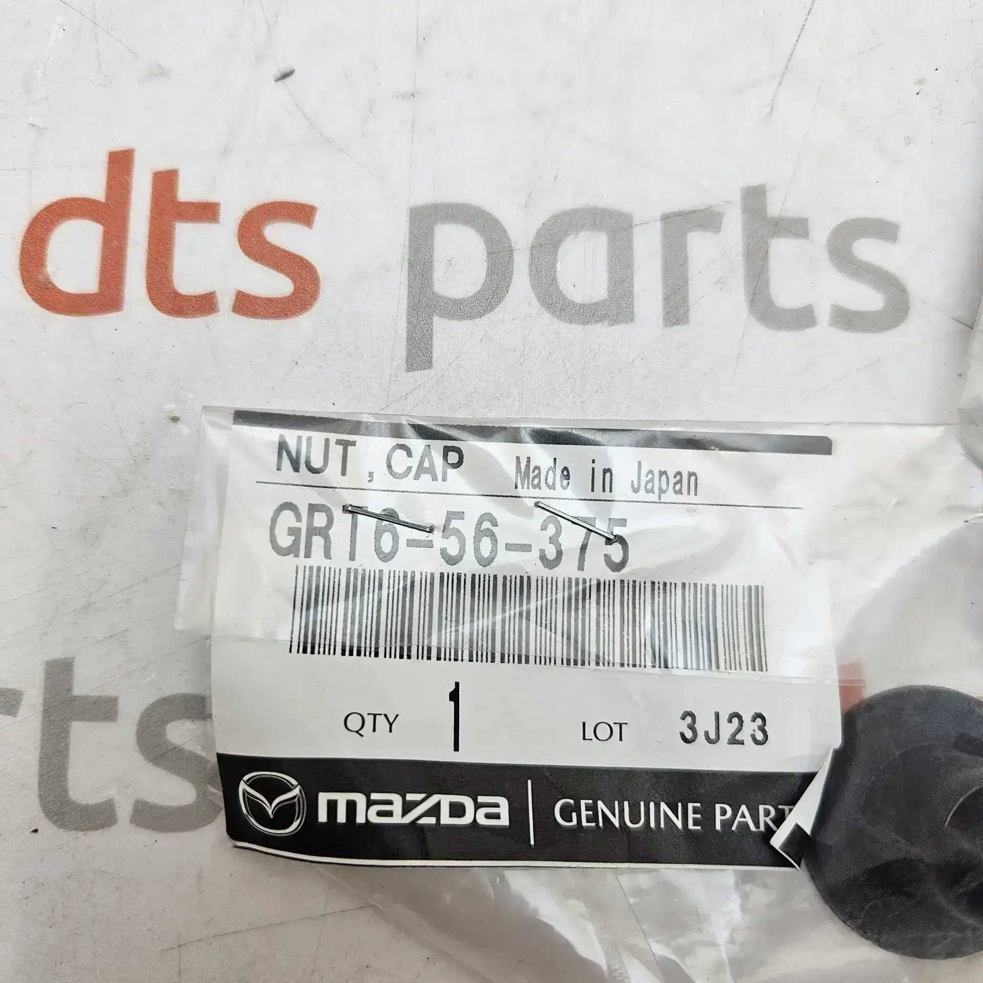 OEM Mazda GRT656375 – Nut cap