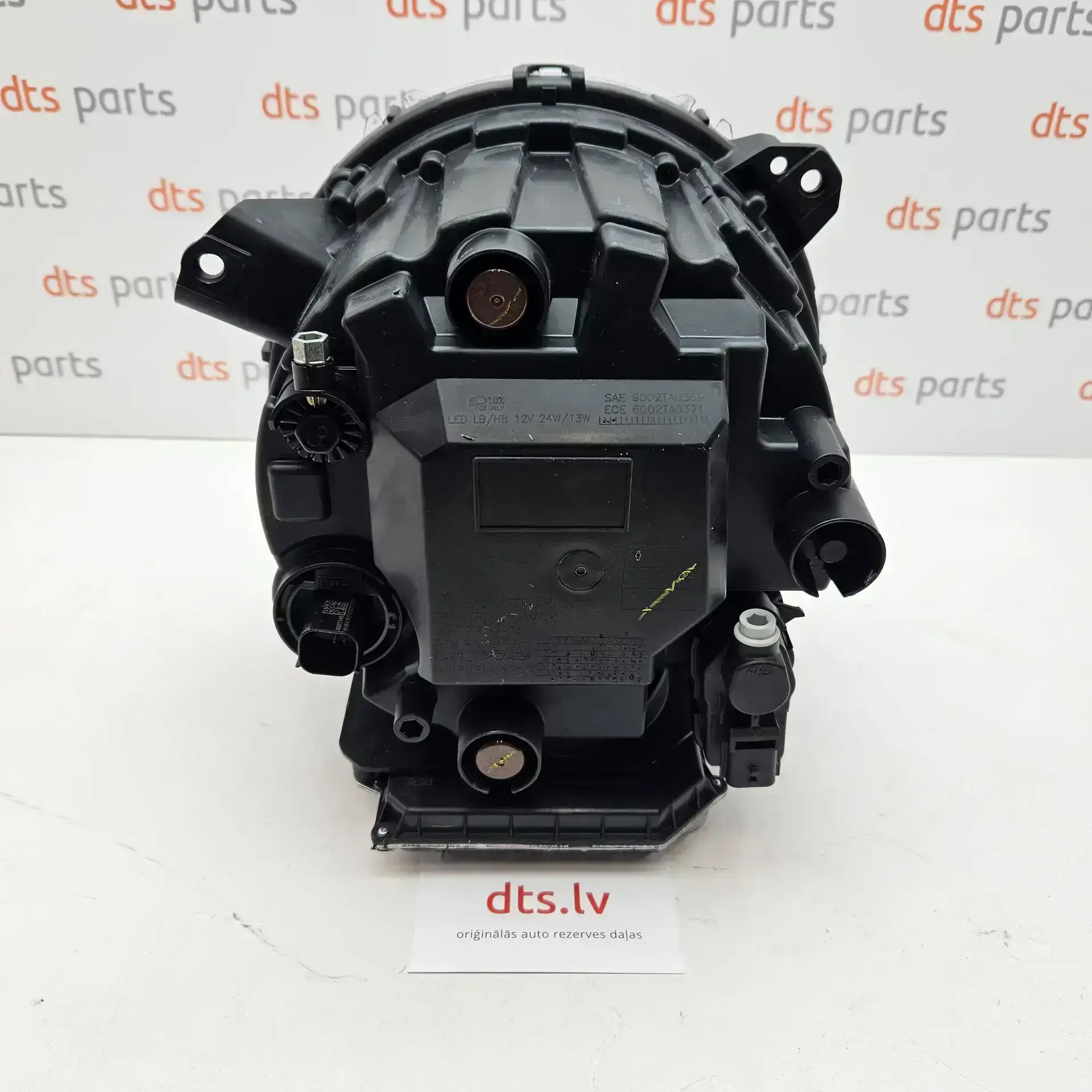 OEM Jeep K55112881AG – Front left headlight