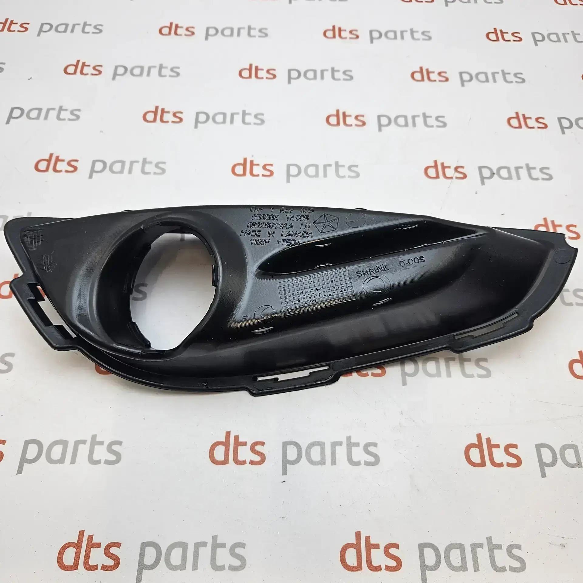 OEM FCA K68229007AA – Front fog light trim/grill Chrysler Pacifica, Voyager