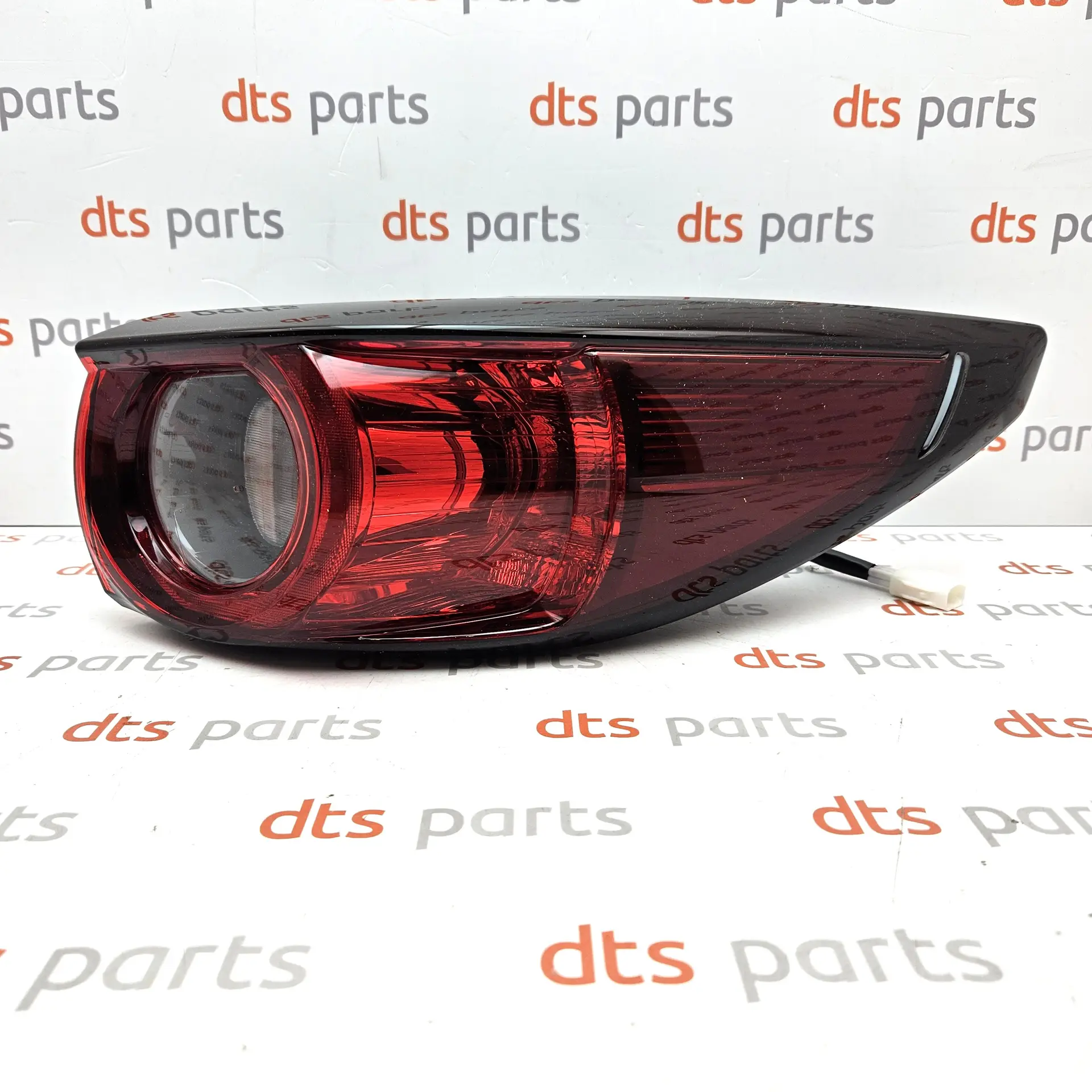 OEM Mazda KB8M51150G – Rear right tail light OEM 100% GENUINE NEW PART