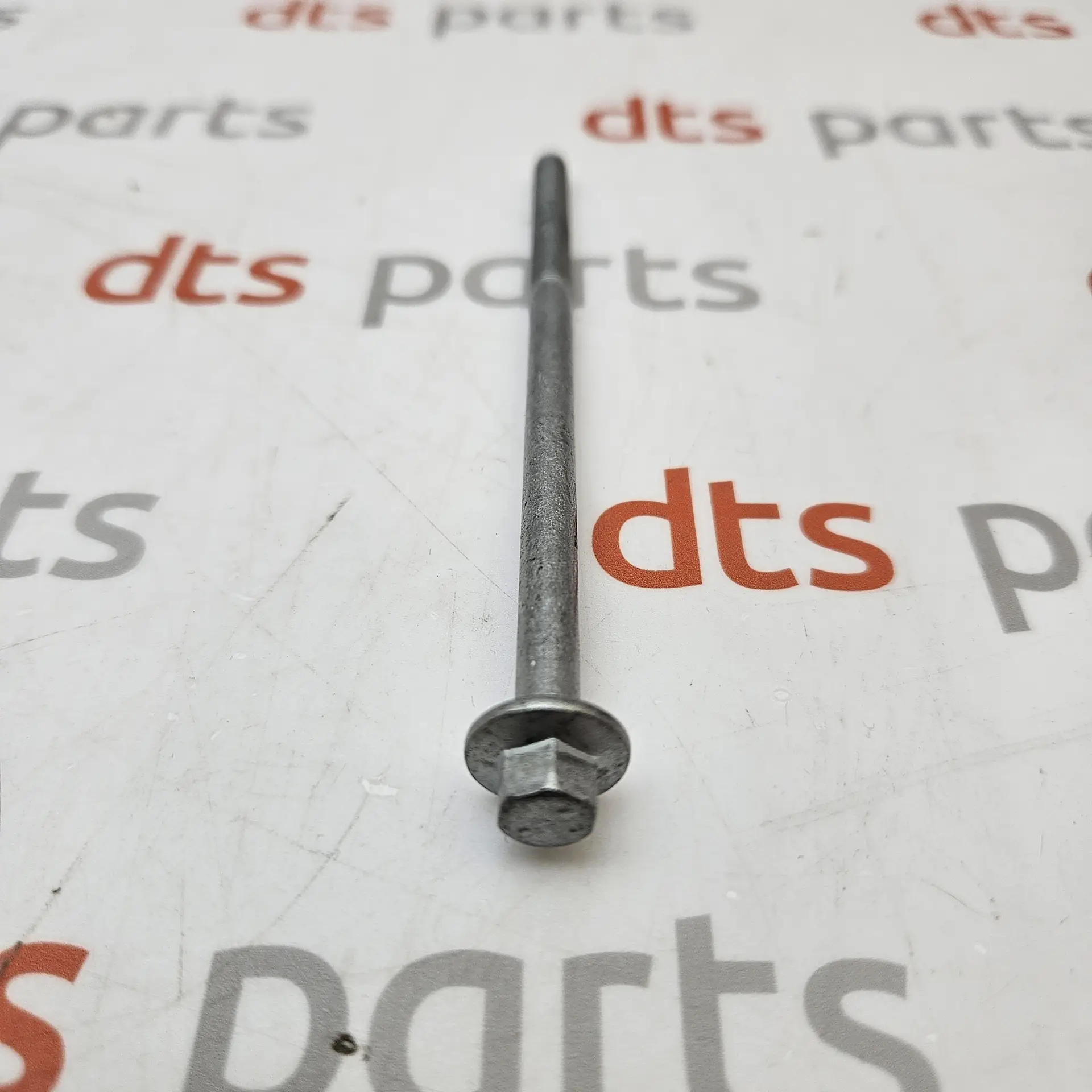 OEM Land Rover LR073719 – Genuine Injector Clamp Bolt 2.0 Diesel