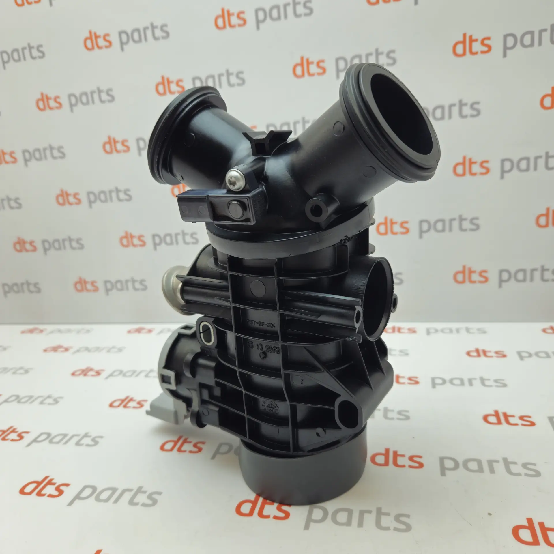 OEM Land Rover LR078546 – Throttle body and motor housing