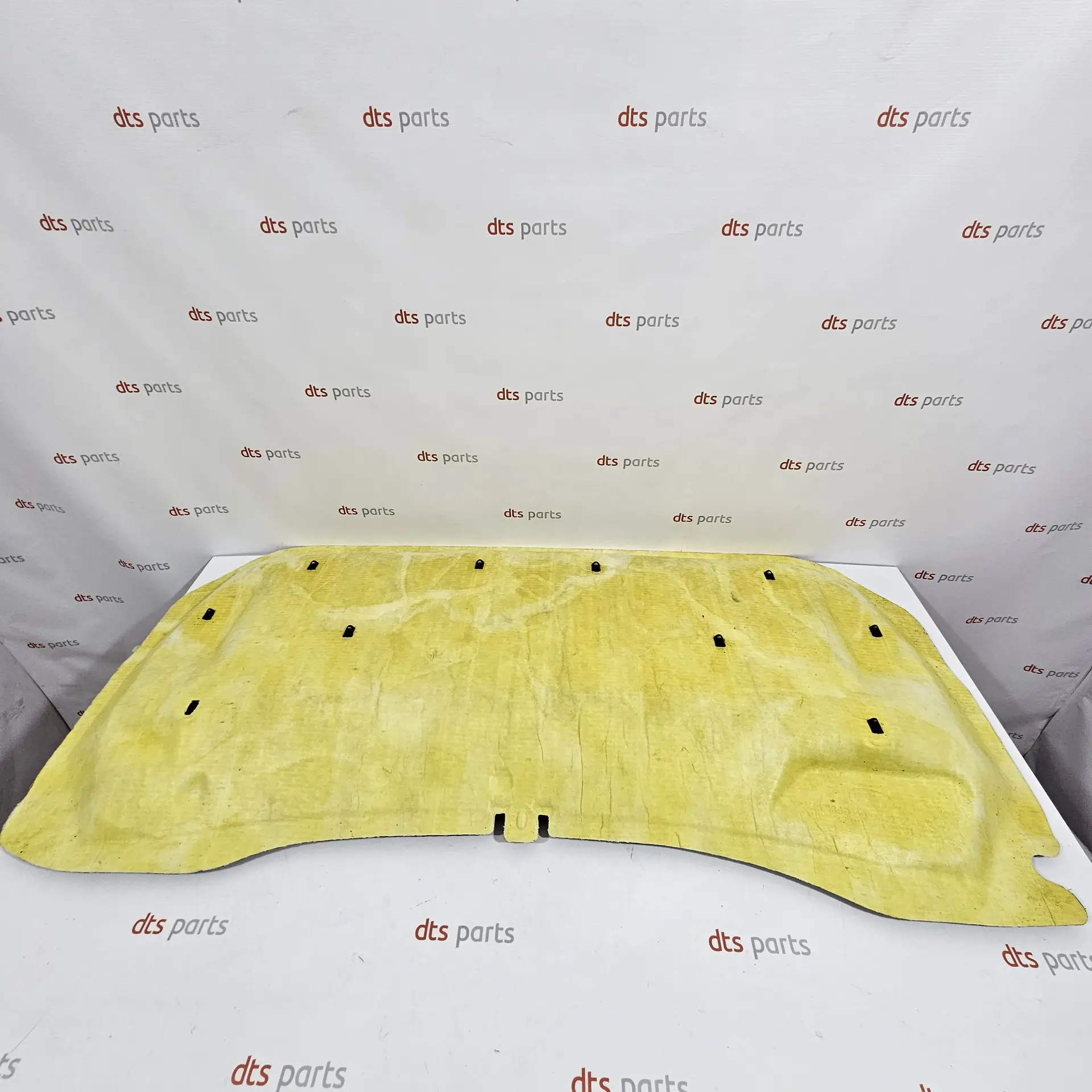 OEM Land Rover LR148352 – Hood insulation pad