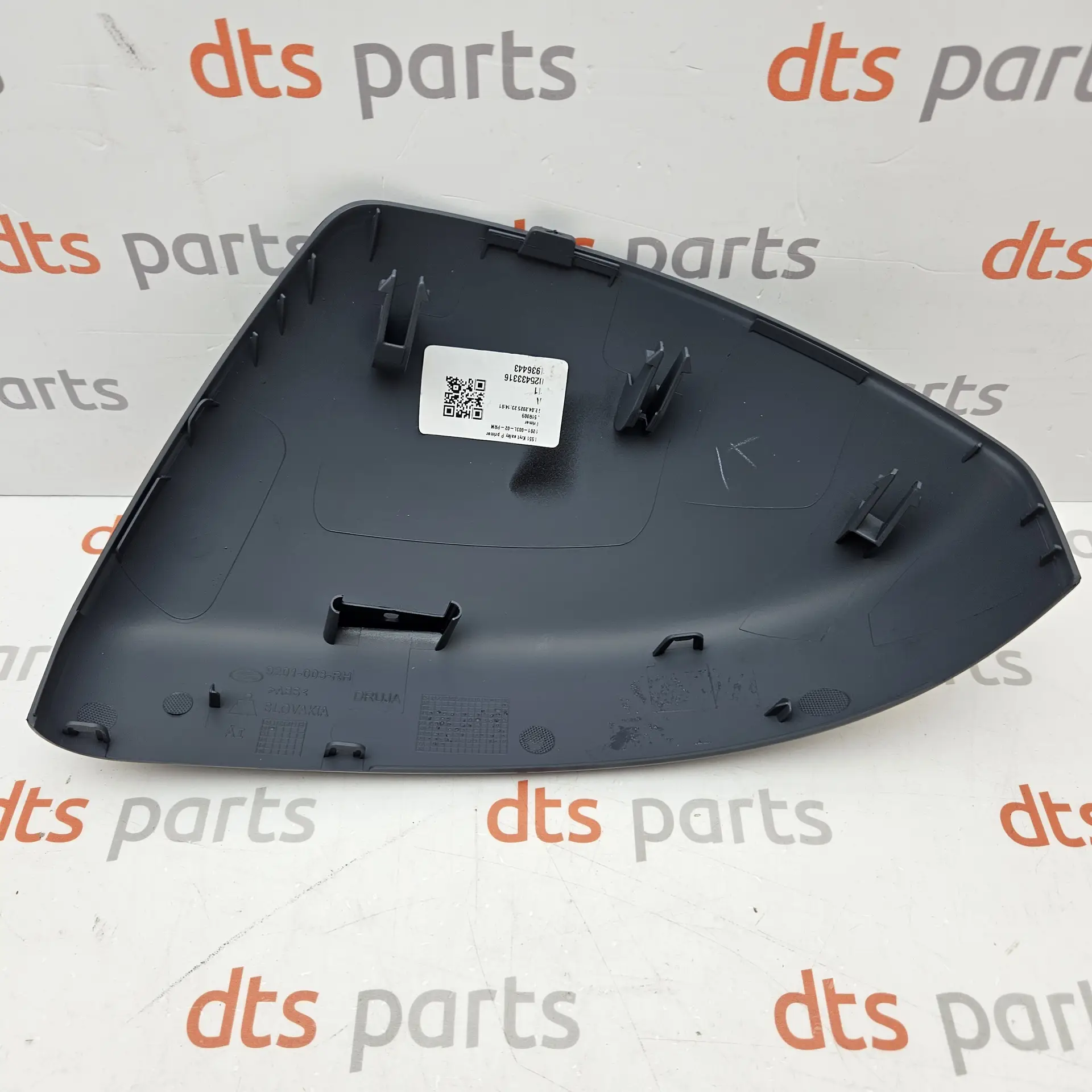OEM Land Rover LR149973 – Right hand mirror cover