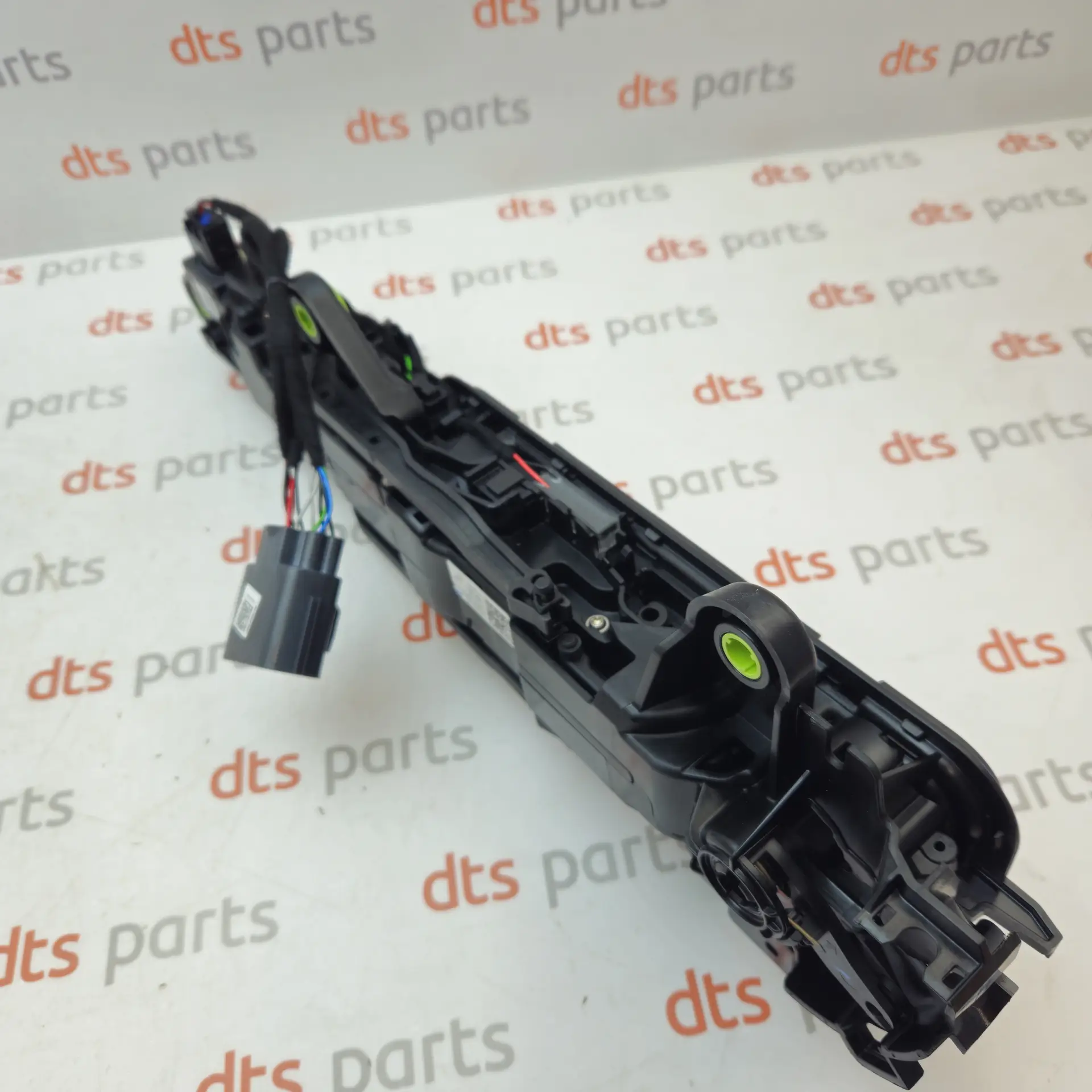 OEM Land Rover LR178923 – Flush-fitting exterior door handle mechanism