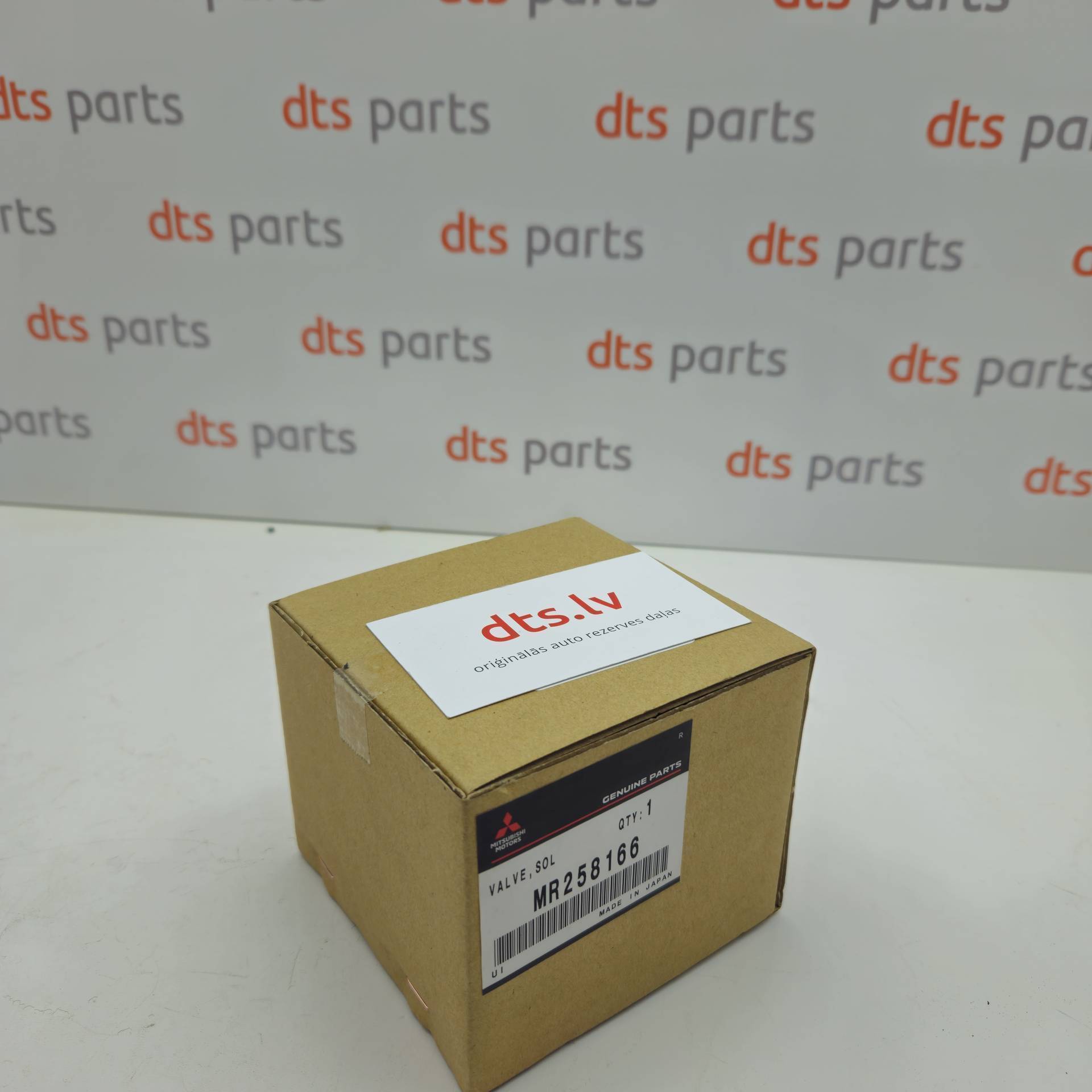 OEM Mitsubishi MR258166 – Emission control valve