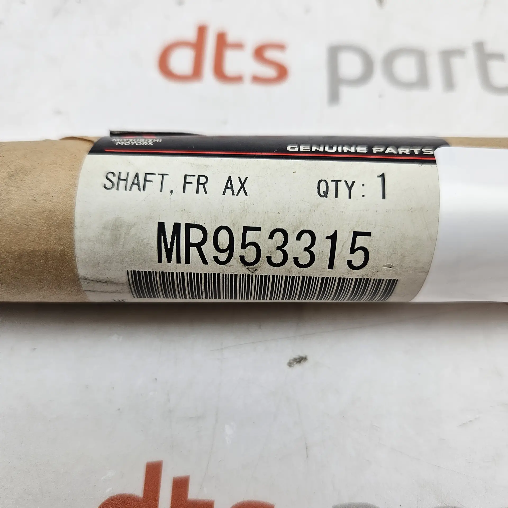 OEM Mitsubishi MR953315 – Front Axle Inner Left-Hand (LH) Drive Shaft