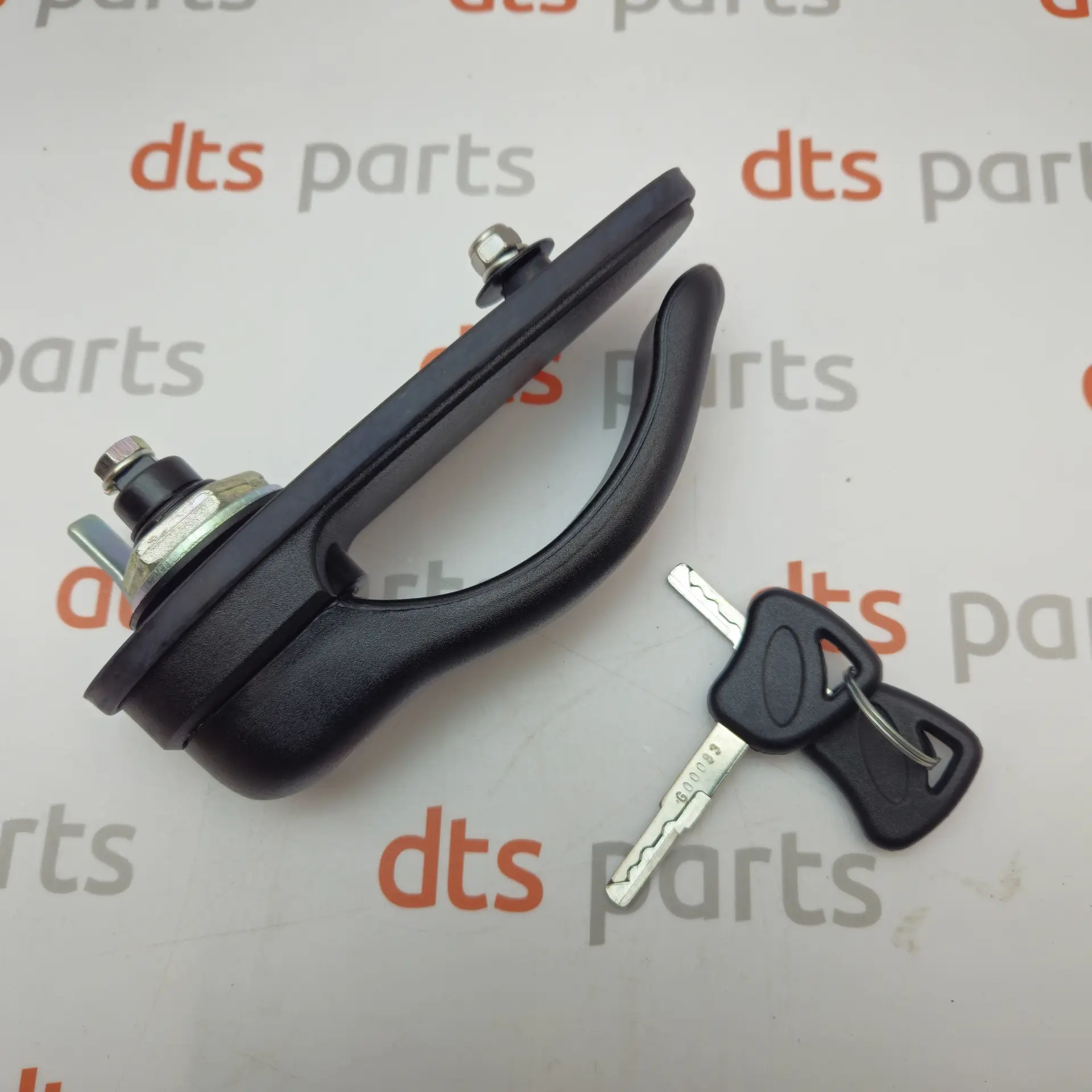 OEM Mitsubishi MZ313658S1 – Door handle with keys