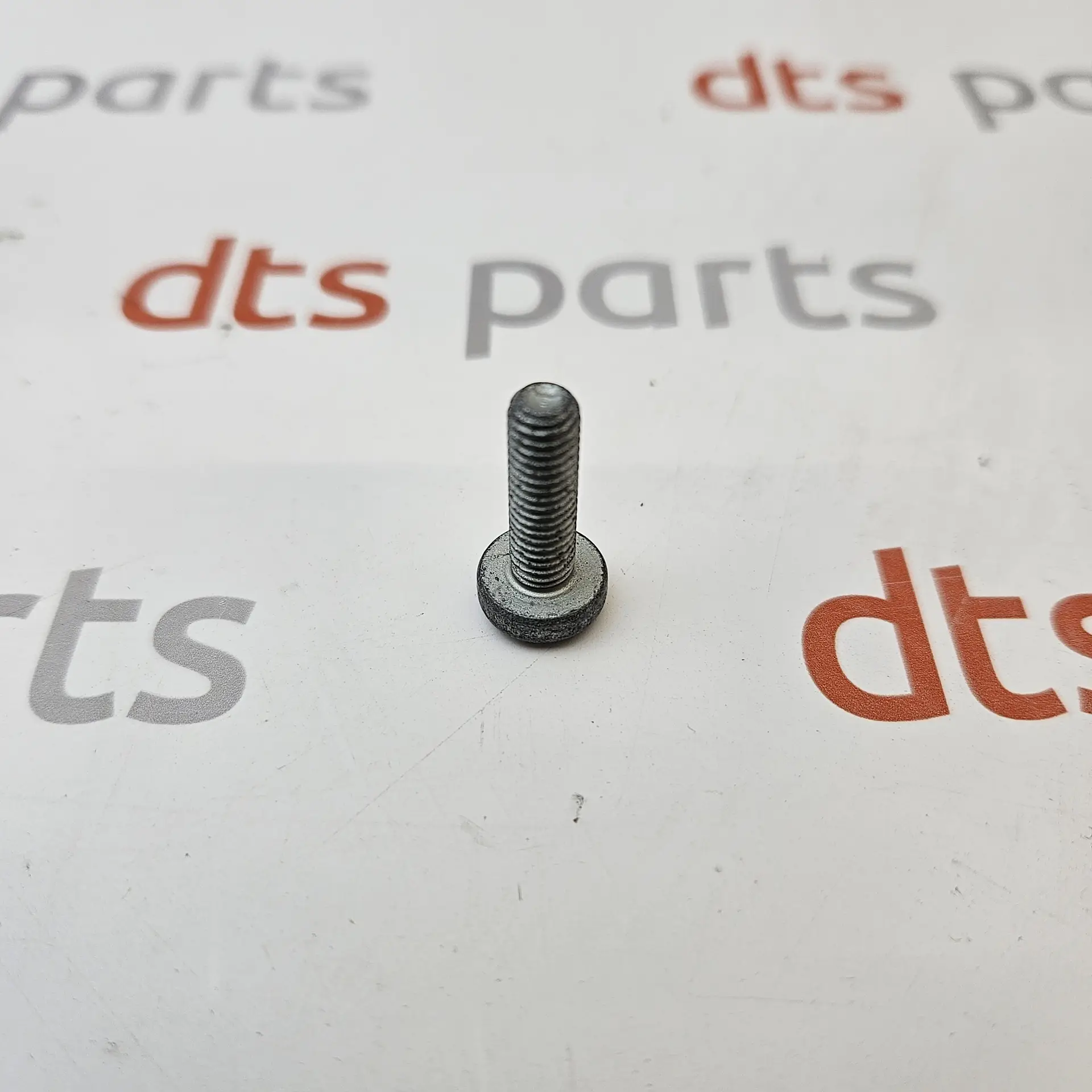 OEM VAG N10124306 – Bolt