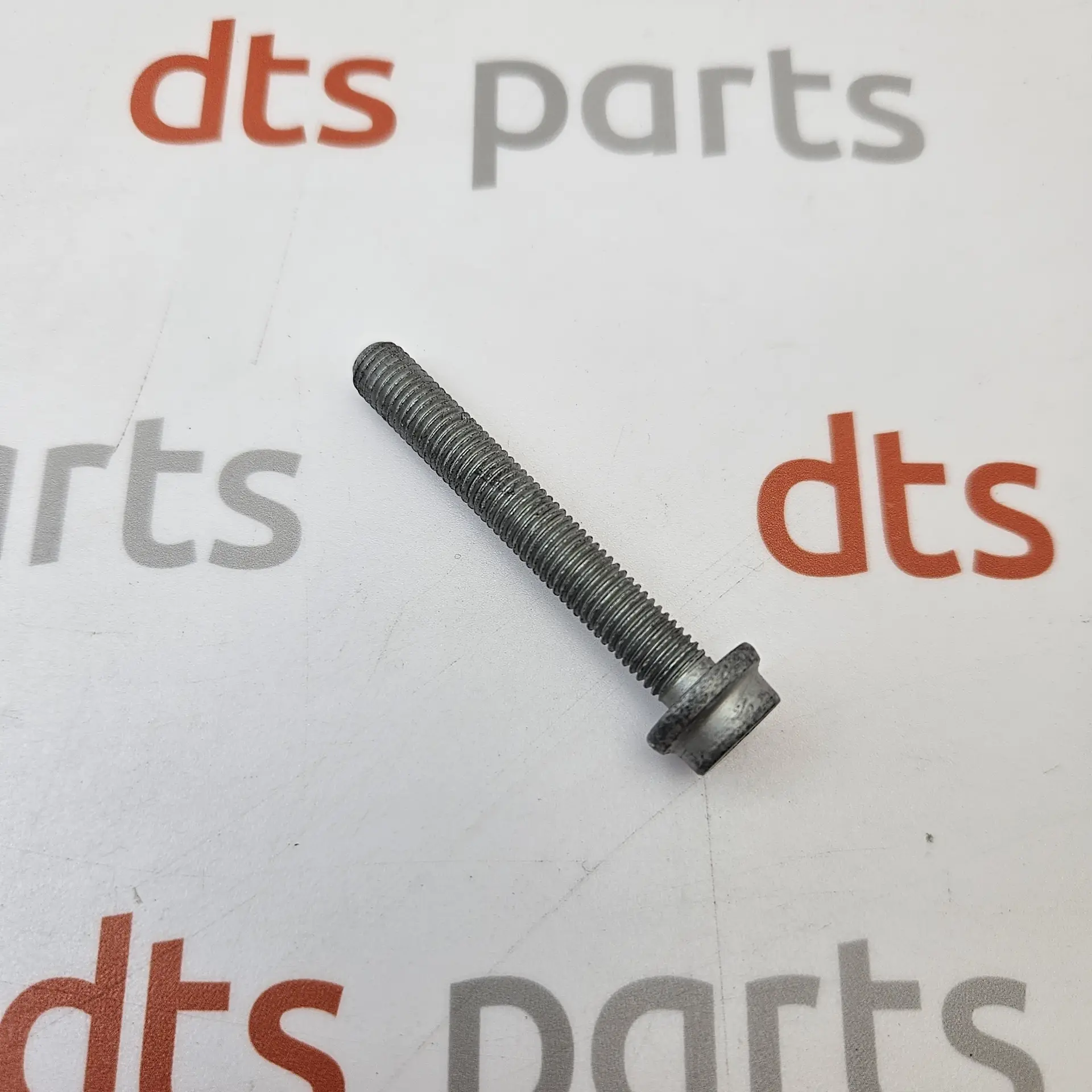 OEM VAG N90853903 – Engine camshaft bearing cap socket head bolt