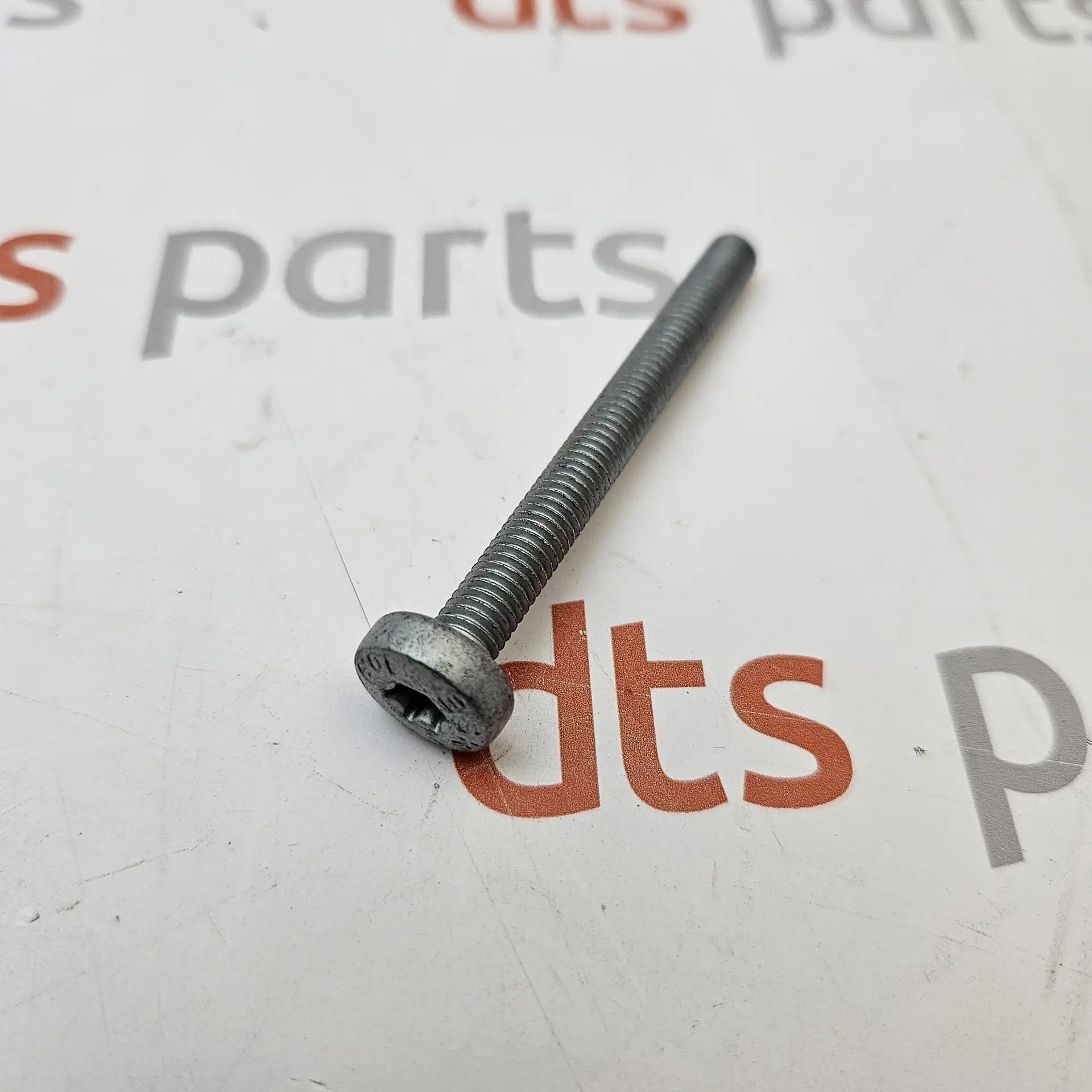 OEM VAG N910889601 – Mounting bolt