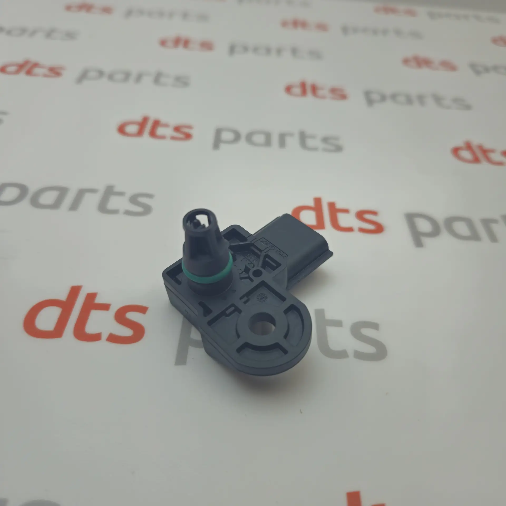 OEM Mazda PY8W18211 – Engine manifold pressure sensor