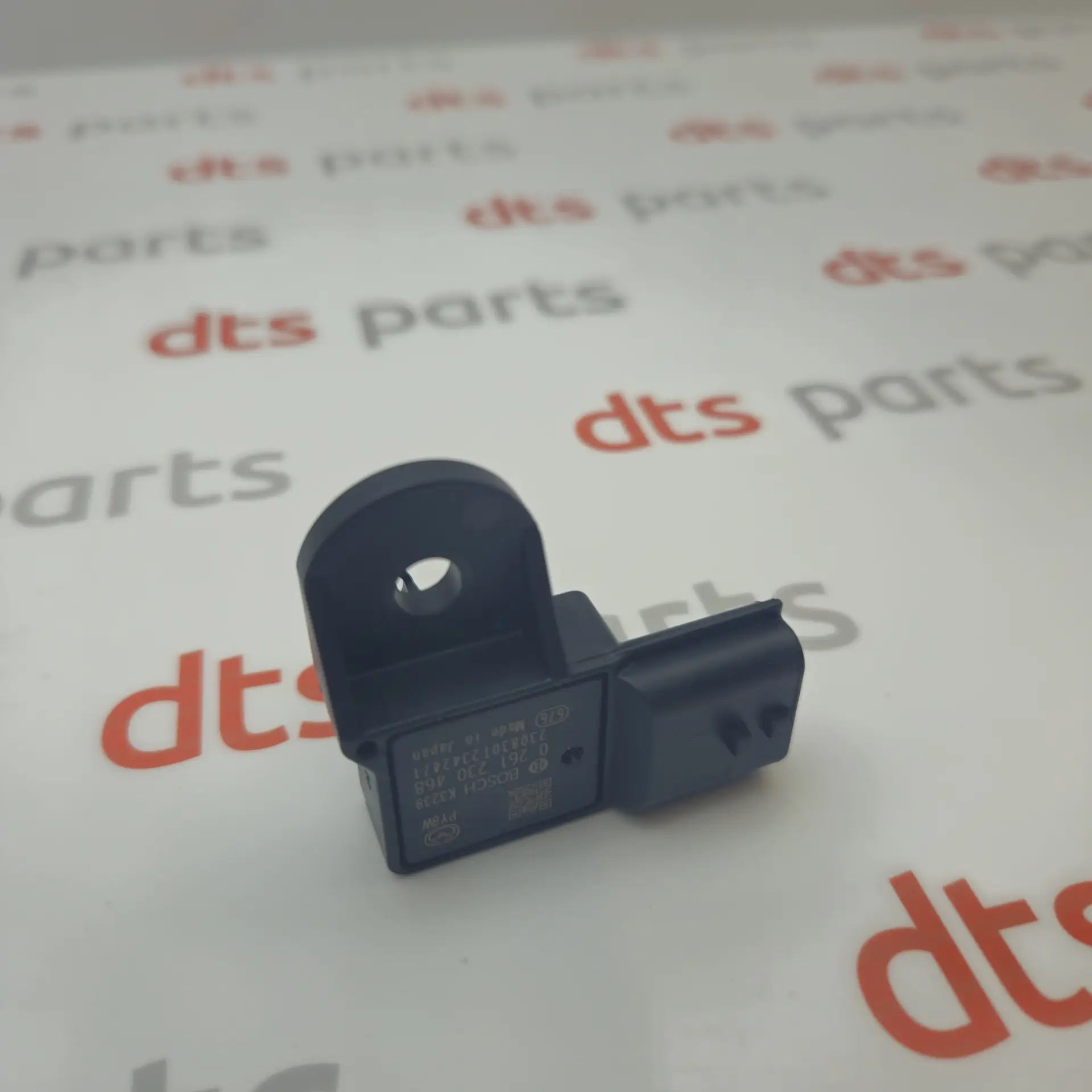 OEM Mazda PY8W18211 – Engine manifold pressure sensor