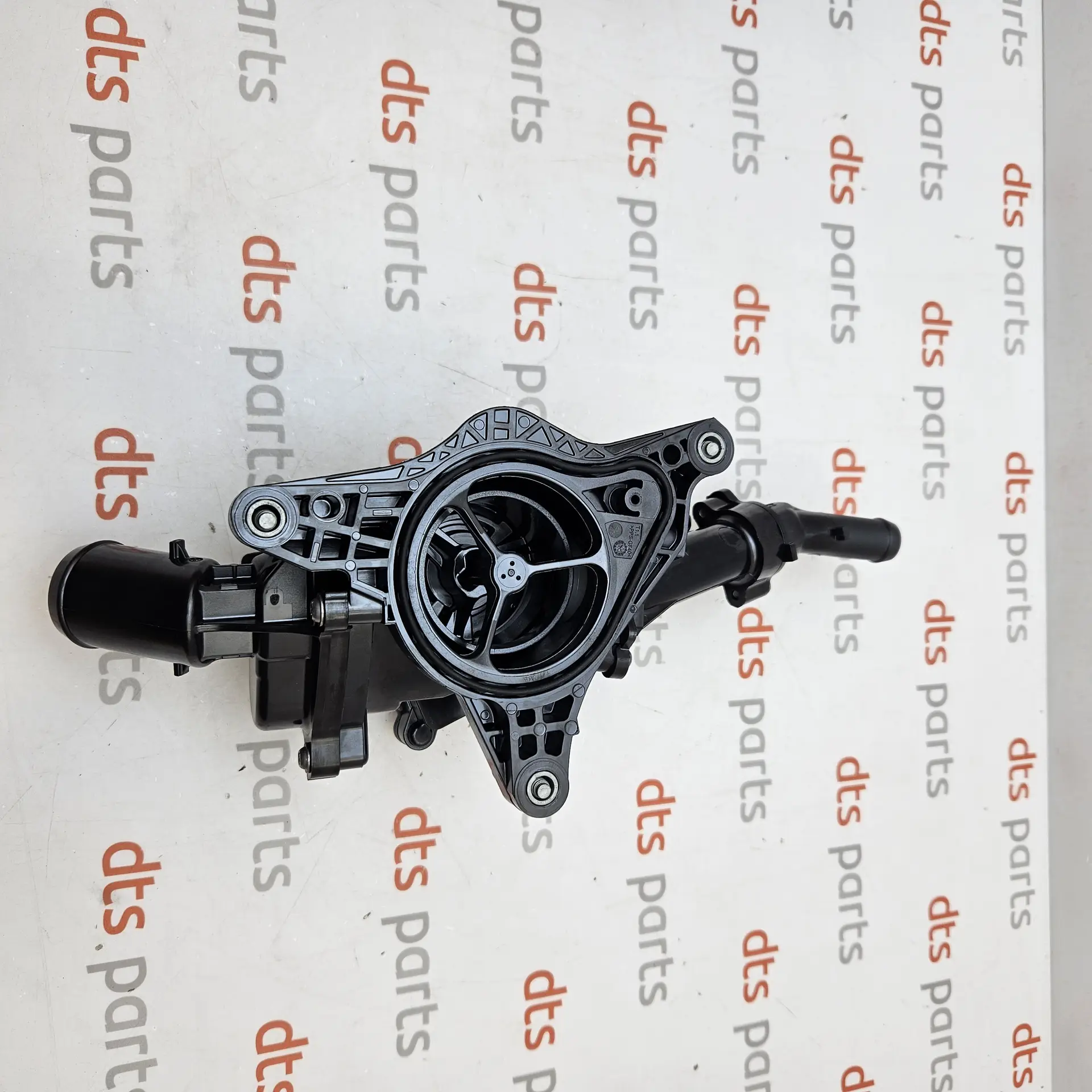 OEM Mazda PYFD1516ZA – Engine Coolant Control Valve