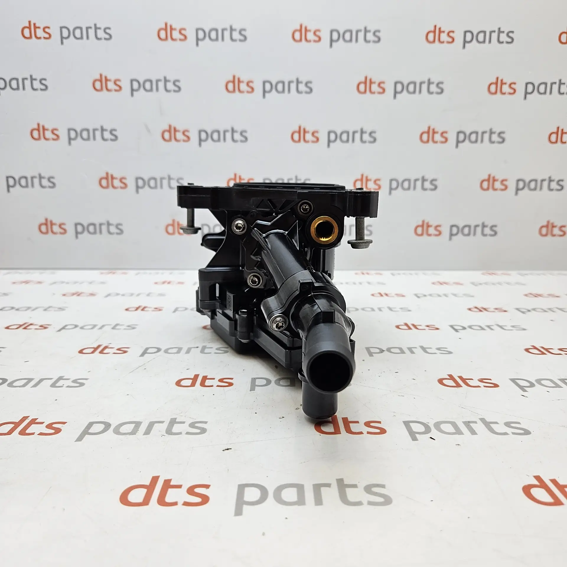 OEM Mazda PYFD1516ZA – Engine Coolant Control Valve