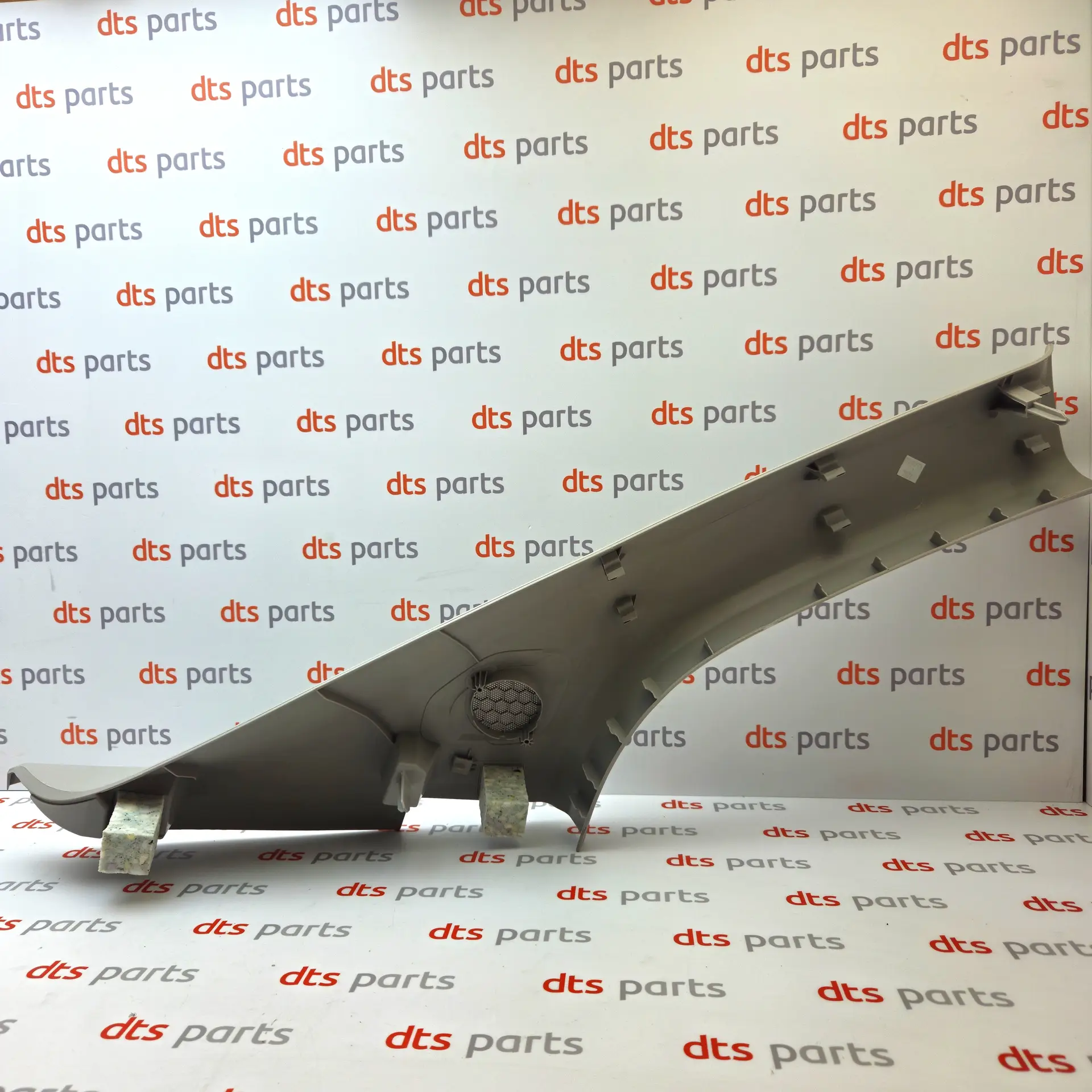 OEM Toyota/Lexus SU001A4195 – A-pillar interior trim panel