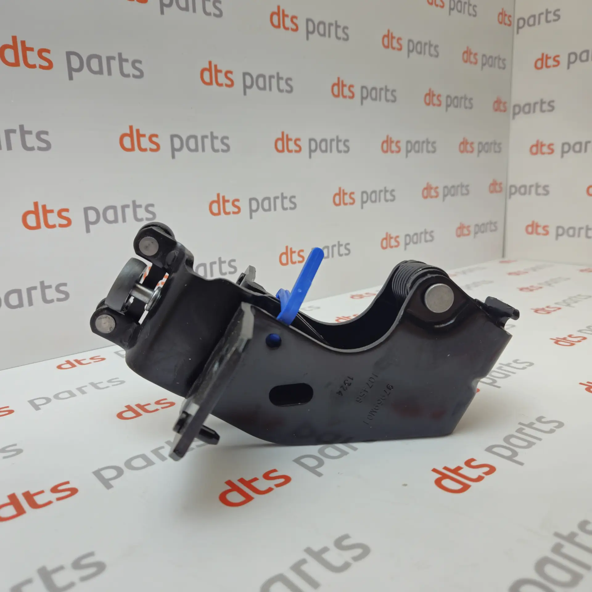 OEM Toyota/Lexus SU001B2899 – Sliding door roller guide