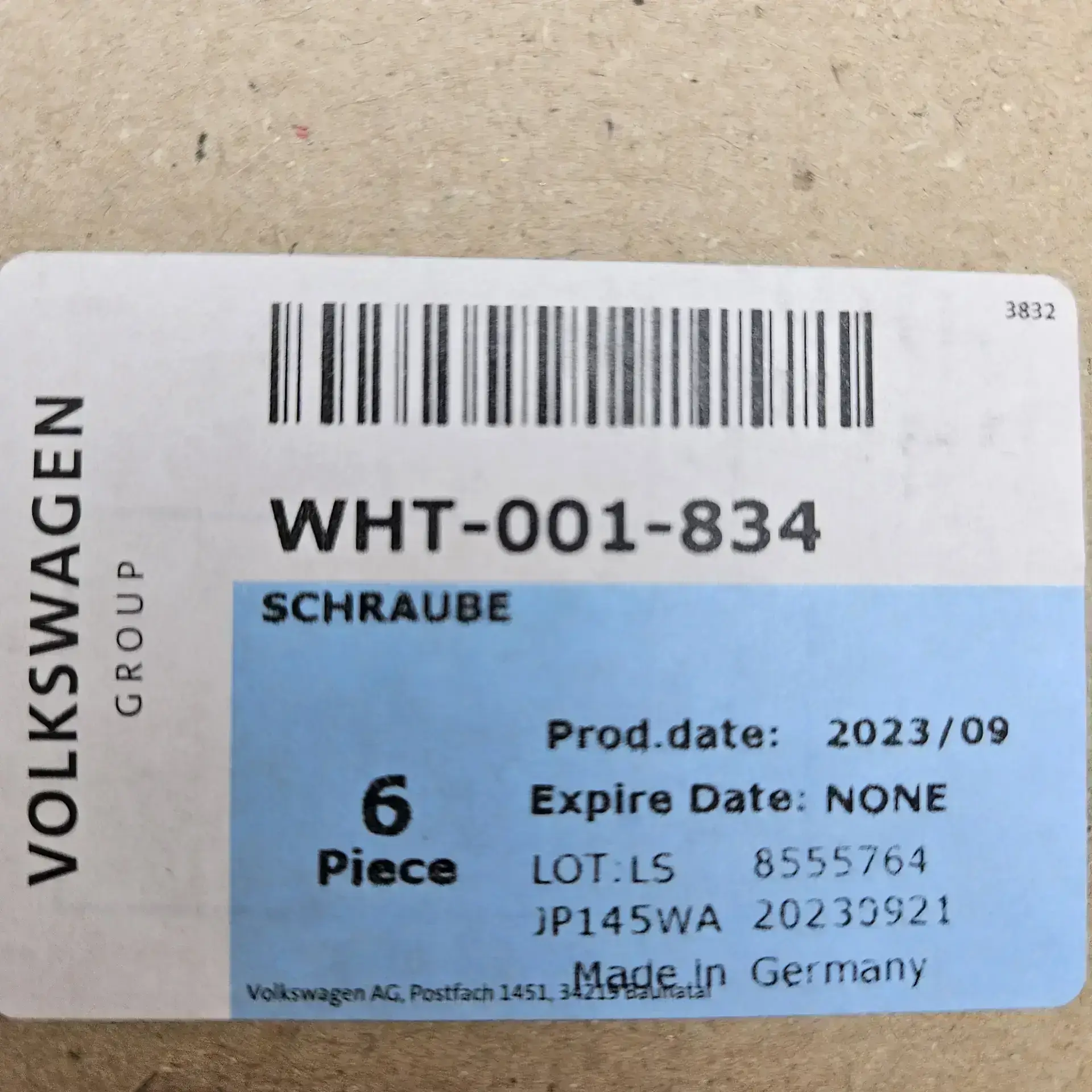OEM VAG WHT001834 – Bolt