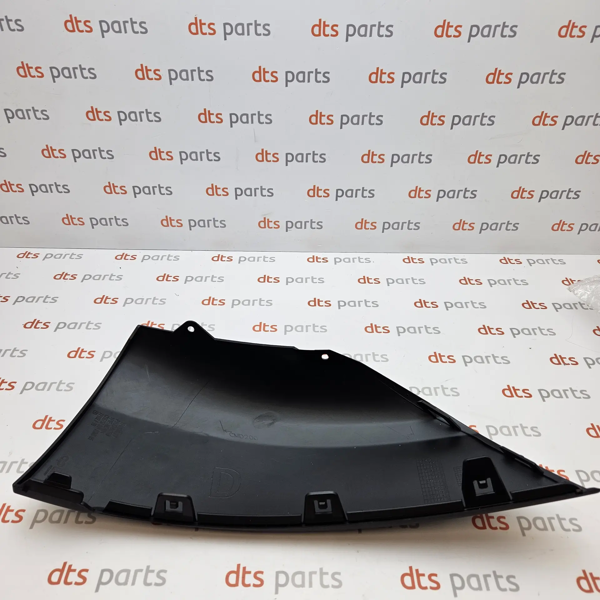 OEM PSA YP00040180 – Front right lower bumper trim